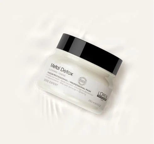 L'Oréal Professionnel Série Expert Metal Detox Mask.